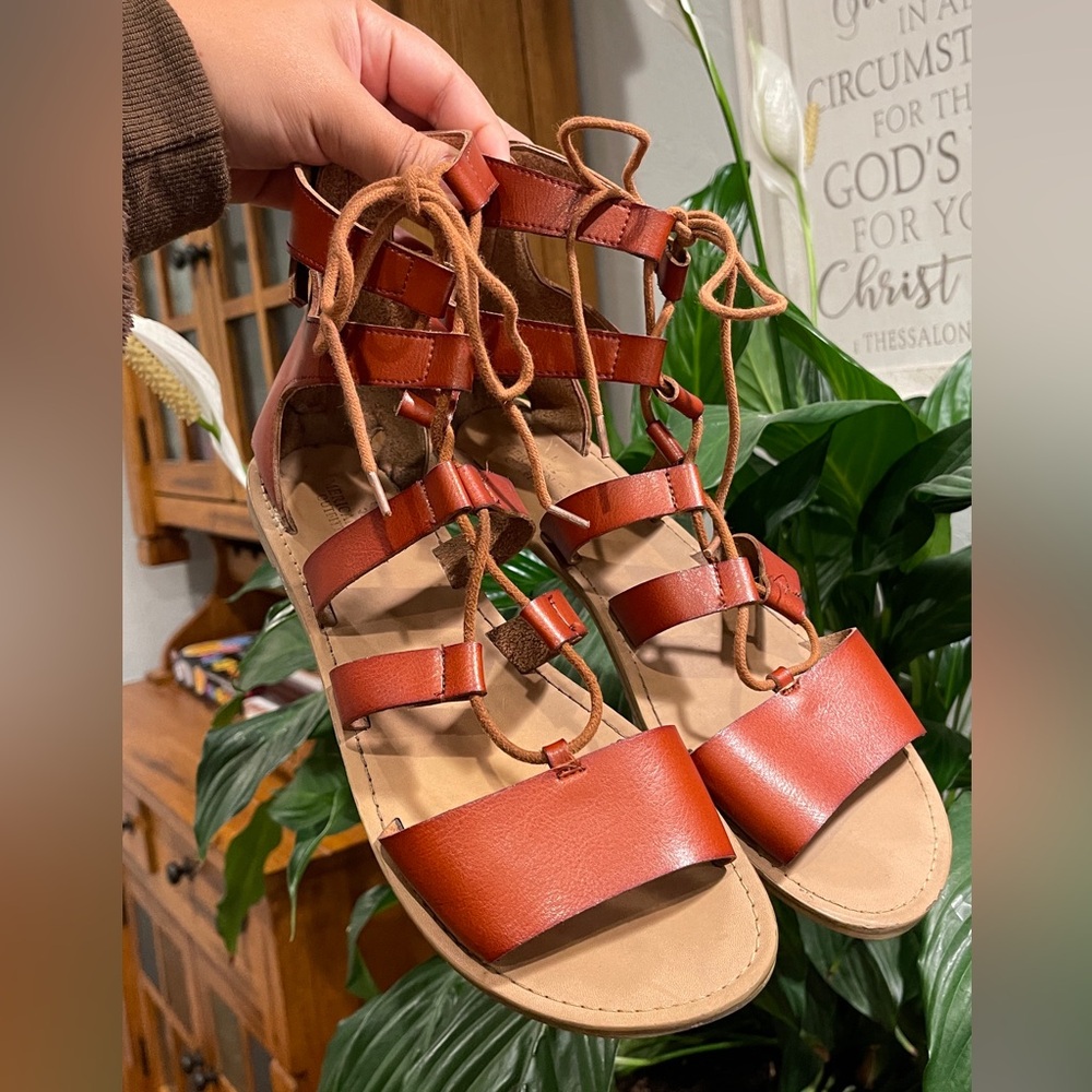 American Eagle Gladiator Sandal Women’s Size 10